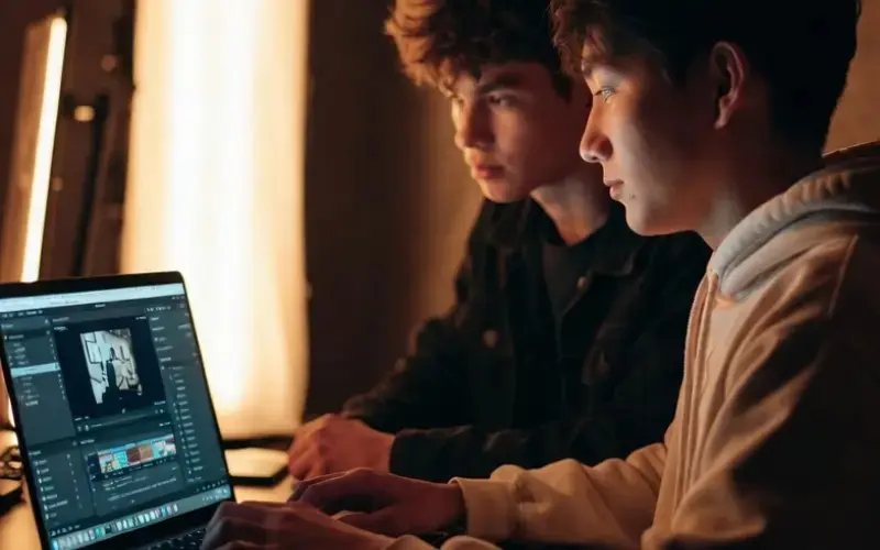 801c823b-f8c8-4fb2-af5f-a8078a22