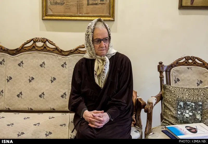 ملکه رنجبر۹