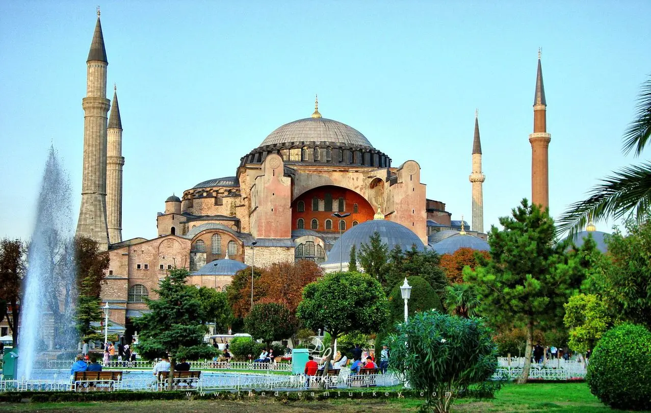 D__کار تولید محتوا_2-1403.05.23_Hagia Sophia2.jpg - تصویر 2