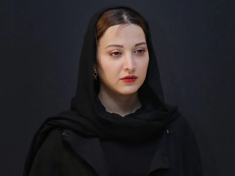 روشنک گرامی۱