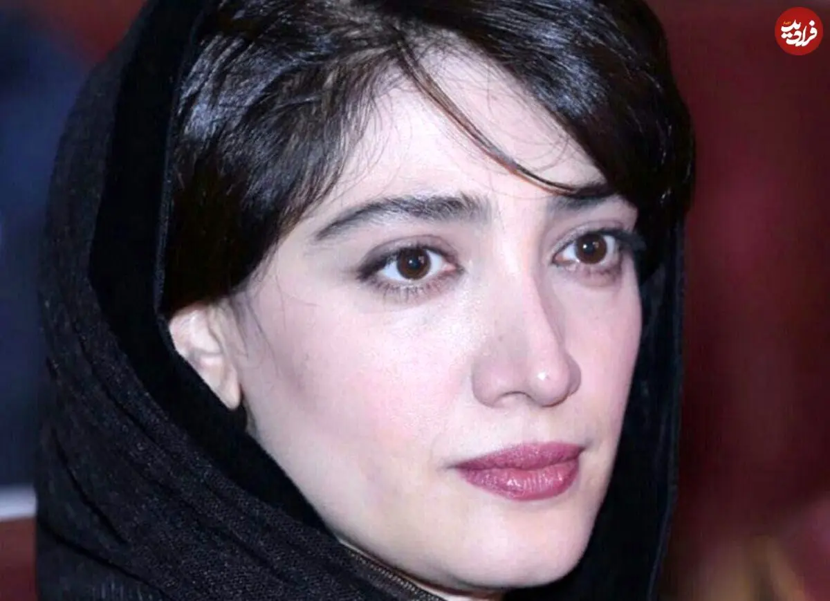 مینا ساداتی