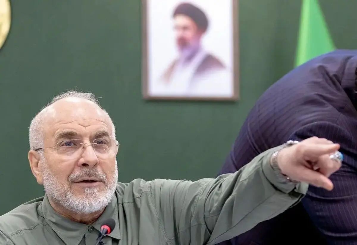 واکنش قالیباف به اعلام نامزدی دیپلمات اماراتی برای دبیر کلی سازمان ملل: روباه،
نگهبان مرغ‌ها می‌شود!