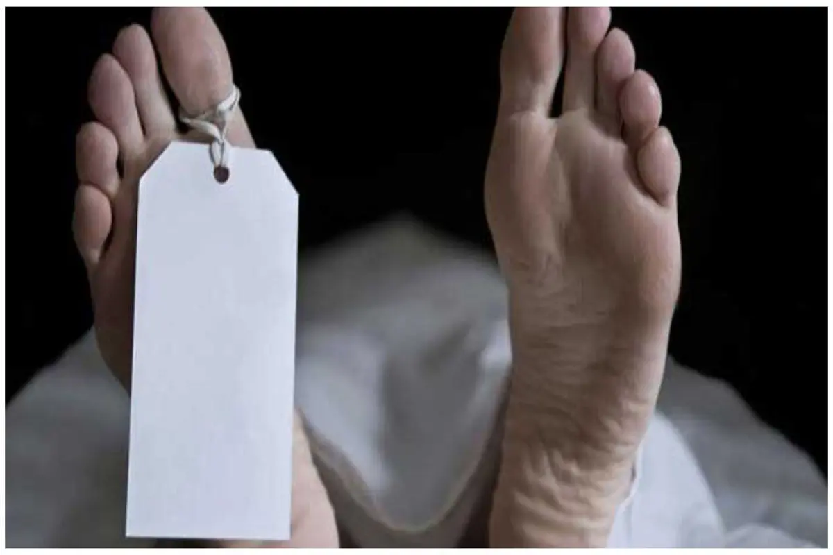 زندگی وحشتناک این زن کنار جسد شوهرش آن هم ۹ماه!
