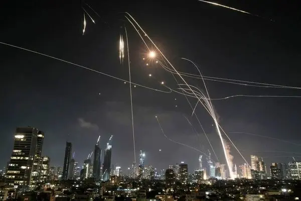 اسرائیل با خاک یکسان شد | موشک‌های ایرانی چه بر سر تل‌اویو آورد؟
