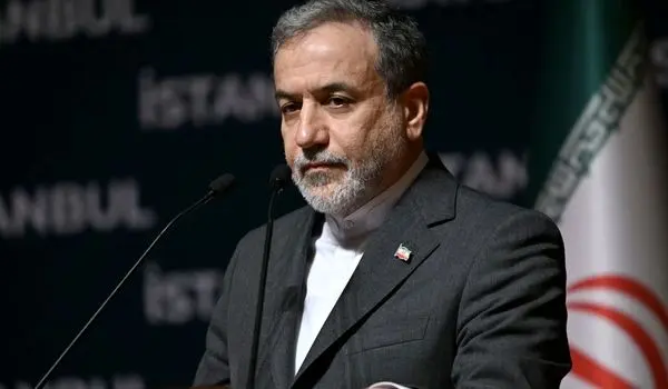 توضیح مهم عراقچی درباره علت عدم حضور علنی رهبر انقلاب
