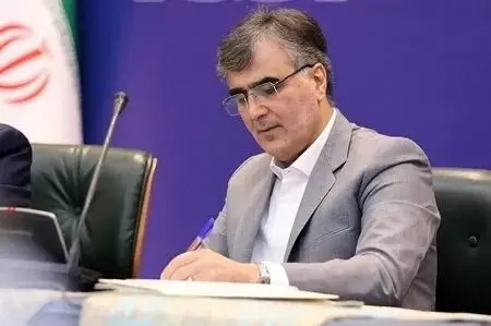 دلار سر به فلک کشیده ولی آقای فرزین برای خود نوشابه باز می‌کند!