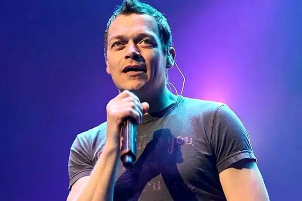 خبر فوری؛ خواننده مشهور در ۴۷ سالگی درگذشت