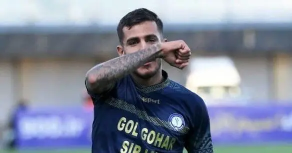 تلخ‌ترین گل عمرم را به پرسپولیس زدم؛ مادرم شرمندتم+ عکس