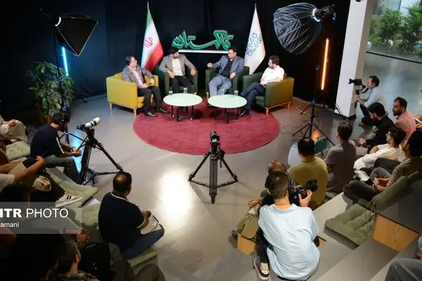 برگزاری پنل انتقال تجربه «تاکستان ۱۳» با محوریت تأمین مالی جمعی در صنایع خلاق + تصاویر