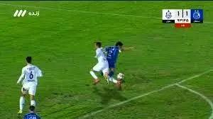 واکنش تاجرنیا به پنالتی جنجالی استقلال