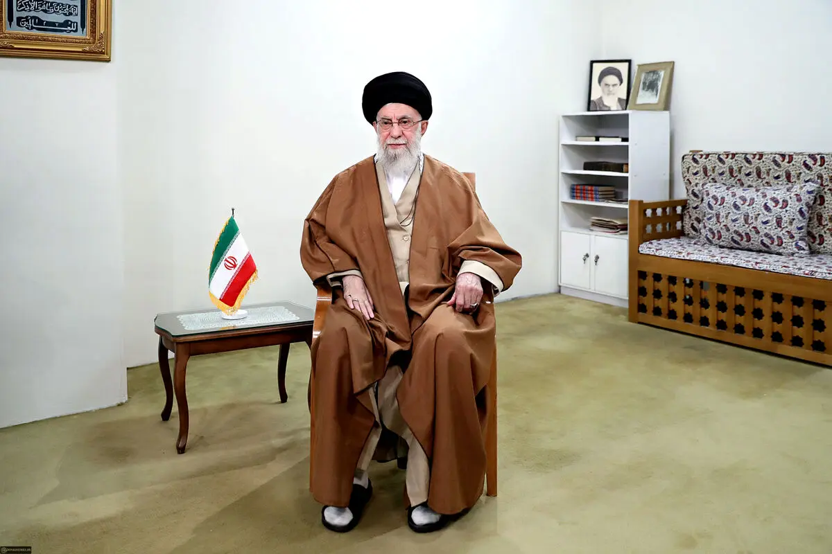 پخش زنده سخنرانی رهبر انقلاب به مناسبت سال نو امروز جمعه ۱ فروردین ۱۴۰۴ + تماشای آنلاین