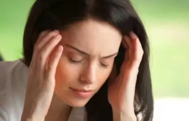 وقتی به سر ضربه‌ای محکم وارد می‌شود، چه کنیم؟