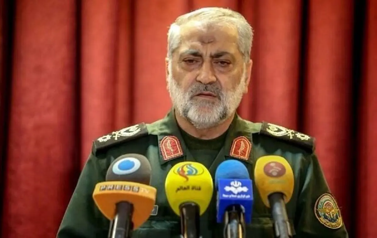 سخنگوی ارشد نیروهای مسلح: ترامپ پرروترین، یاغی‌ترین، دروغ‌گوترین، بی‌آبروترین و حقیرترین رئیس جمهور آمریکاست
