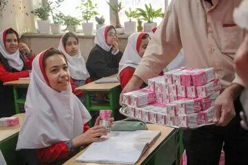 احتمال جایگزینی بسته‌های مغذی به جای شیر مدارس