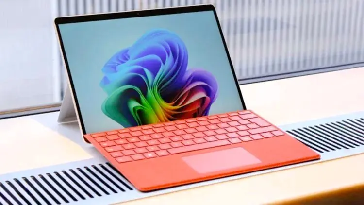 مایکروسافت قابلیت پس‌زمینه ویدیویی را به ویندوز ۱۱ اضافه می‌ کند
