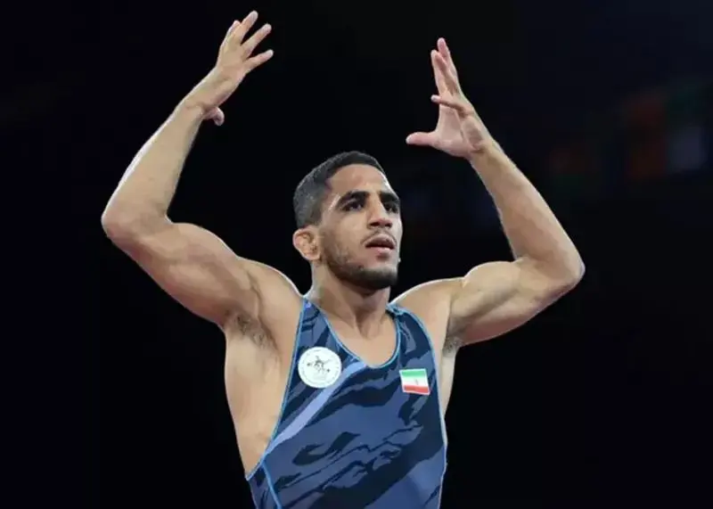 ساعت دقیق مسابقه کشتی رحمان عموزاد و امیرعلی آذرپیرا در فینال کشتی قهرمانی جهان امروز سه‌ شنبه ۲۵ شهریور ۱۴۰۴