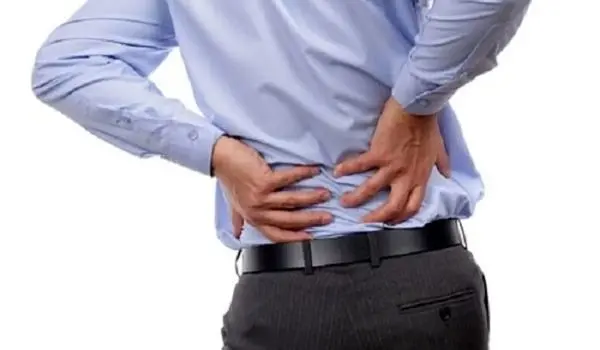 چرا یک کارمند دیسک کمر می‌گیرد اما یک وزنه‌بردار نه؟