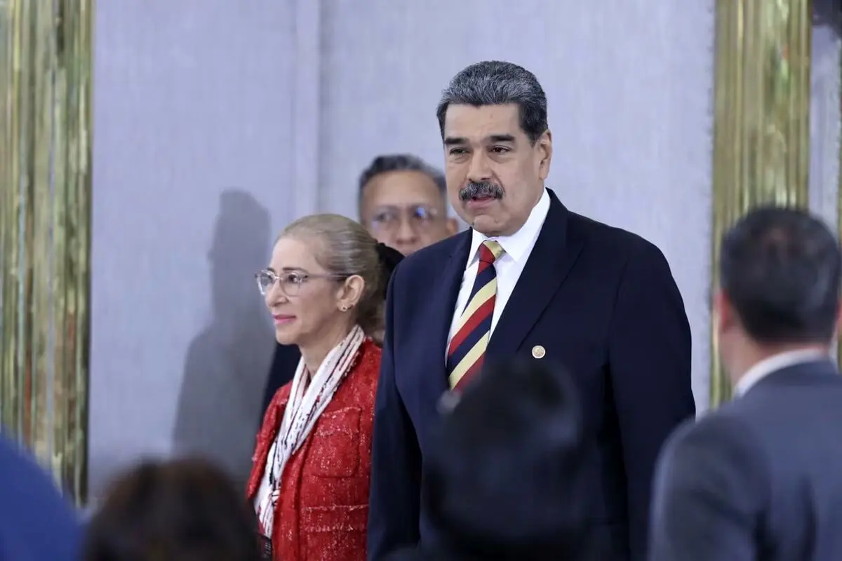 مادورو و همسرش زخمی شدند | اعلام ۷ روز عزای عمومی در ونزوئلا
