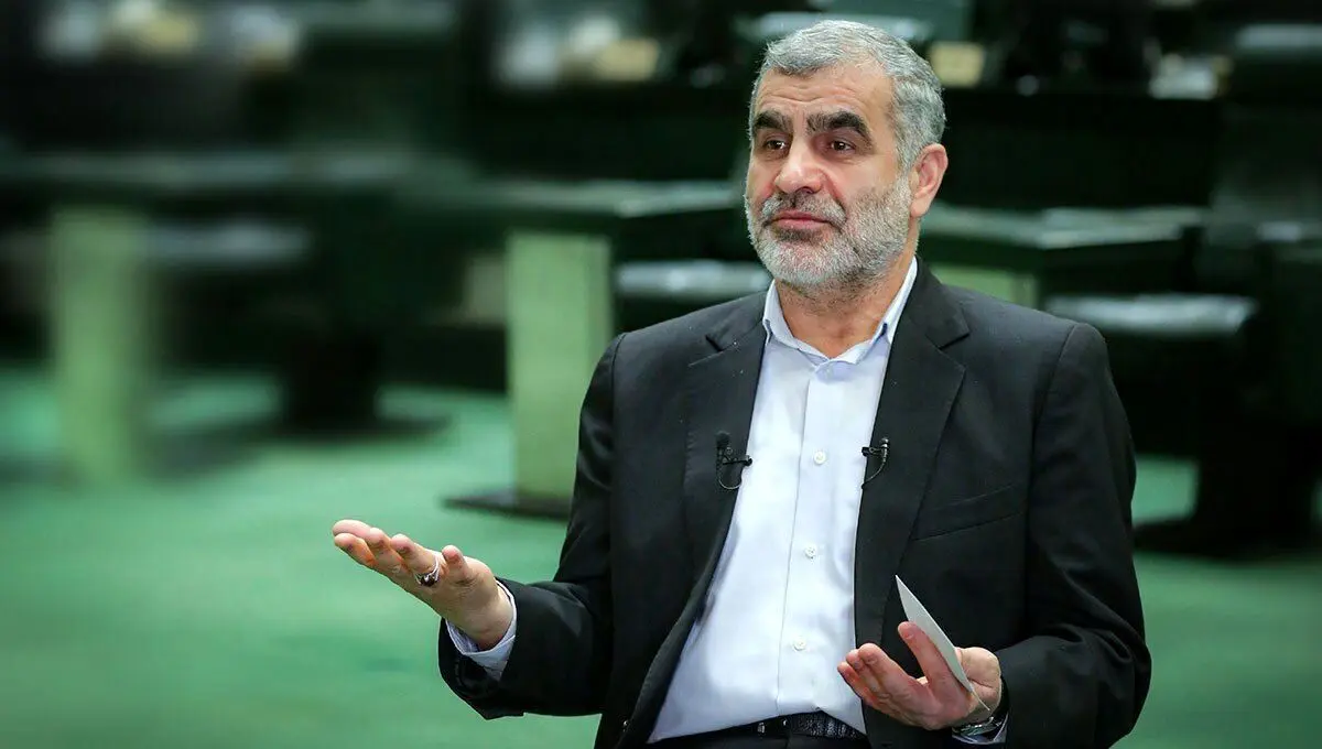 عقب نشینی آقای نایب رئیس در مقابل فشار افکار عمومی؛ نیکزاد بالاخره عذرخواهی کرد
