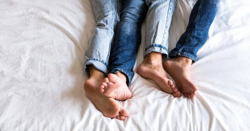 هشدار: زیاده‌روی در روابط جنسی چه بلایی سر بدن و رابطه‌تان می‌آورد؟ + راهکارهای جلوگیری