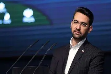 انتقاد آذری جهرمی از مخالفان توافق؛ یک جای پای استدلال آنها می‌لنگد | از تفرقه بپرهیزیم