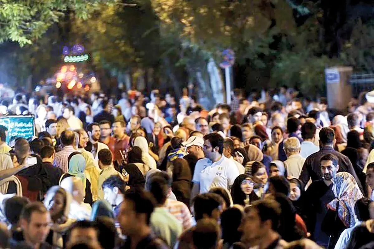 آقایان مسئول! سرمایه اجتماعی با نصب بنرهای تبلیغاتی محقق نمی‌شود