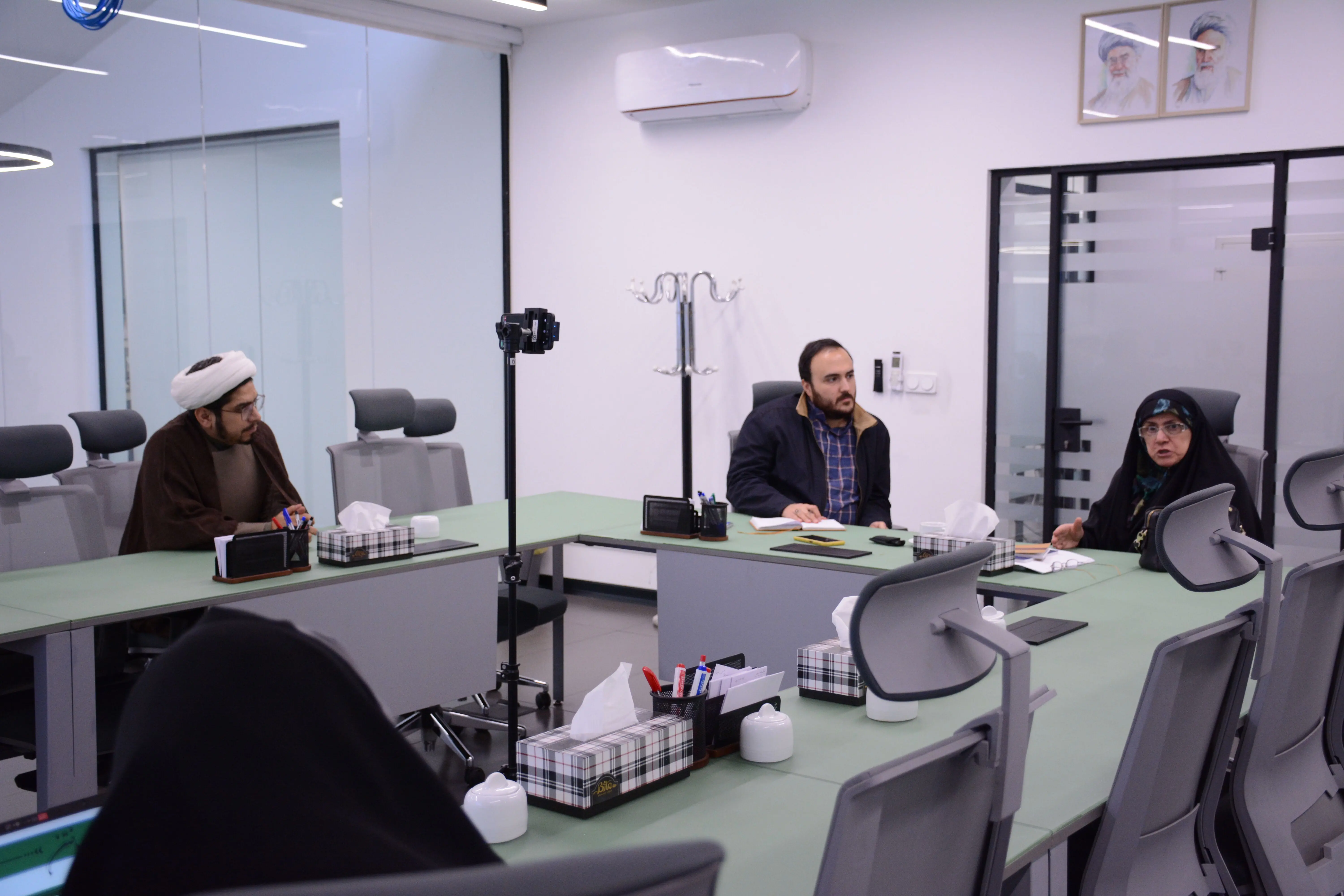 دومین  نشست از سلسله نشست های تخصصی از آموختن تا ساختن با موضوع «اسناد و قوانین مهارت‌آموزی» برگزار شد