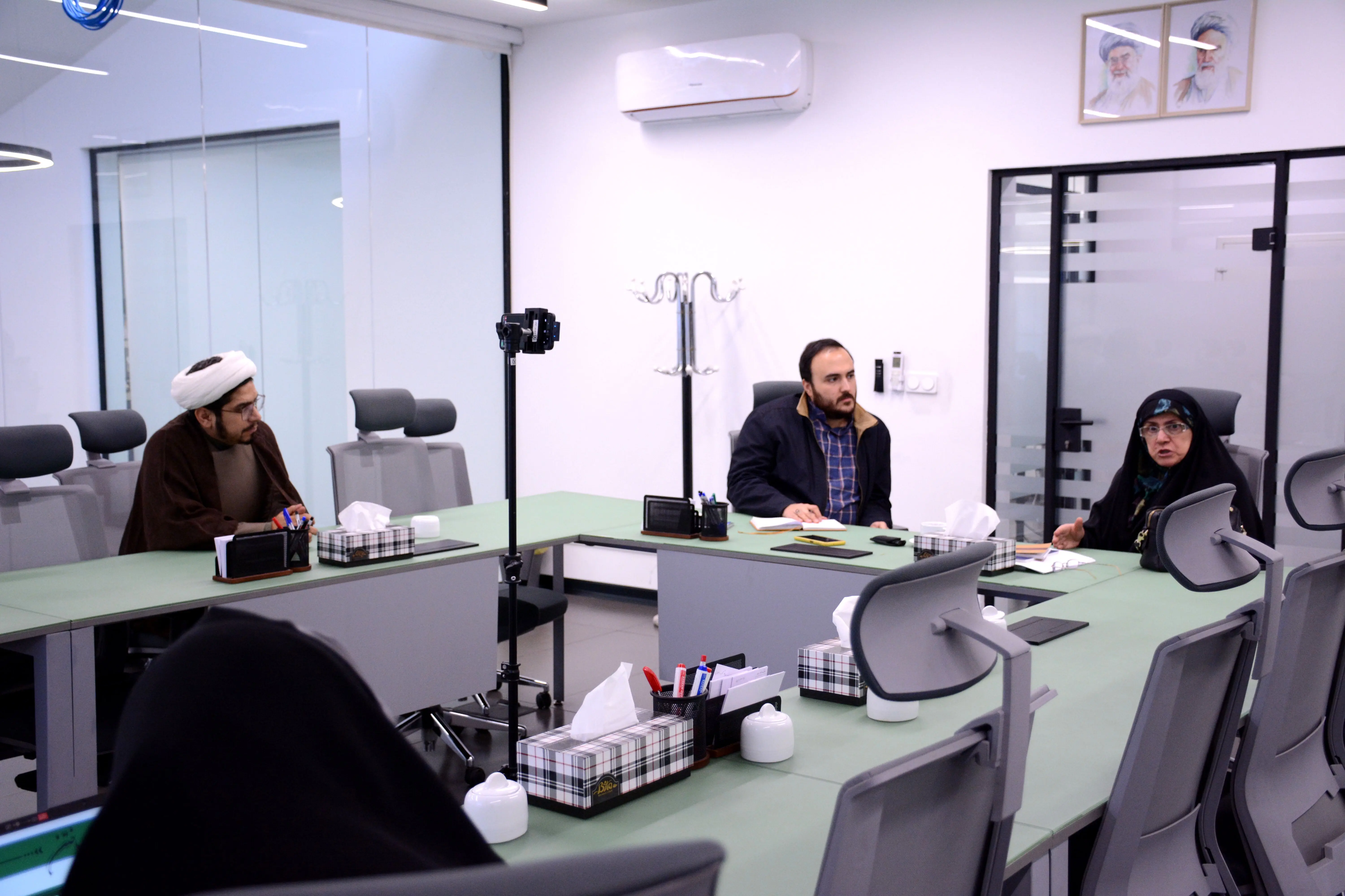 دومین  نشست از سلسله نشست های تخصصی از آموختن تا ساختن با موضوع «اسناد و قوانین مهارت‌آموزی» برگزار شد