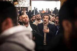 انتقاد کیهان از پایتخت: به نقی «حاجی» می گویند تا صفات زشت او را به افراد مذهبی نسبت بدهند!