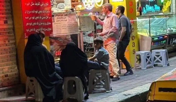 هدی خامنه ای، کوچکترین دختر رهبر شهید انقلاب کیست؟