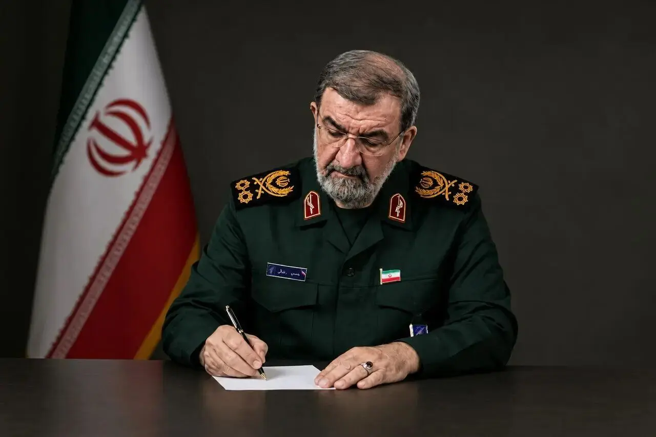رضایی: نیروهای مسلح طرحی ویرانگرتر از جنگ‌های ۱۲ و ۴۰ روزه آماده کرده‌اند