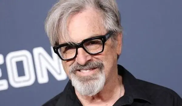 خبر فوری؛ بازیگر سرشناس خودکشی کرد