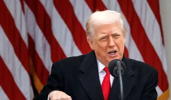 ترامپ وسط مصاحبه خوابش برد! | کاری که این مجری با رئیس‌جمهور آمریکا کرد... + ویدیو