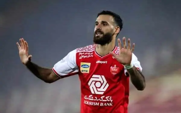 بازگشت بمب‌گونه احمد نوراللهی به پرسپولیس؟ | شماره ۸ محبوب در آستانه بازگشت به خانه