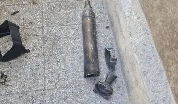 انفجار گلوله توپ جنگی در بازار ضایعات نسیم‌شهر؛ ترکش به دیوار مدرسه خورد