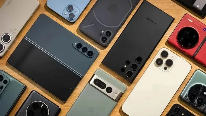 قیمت پرفروش‌ ترین گوشی‌های تلفن همراه هفته دوم دی ۱۴۰۴
