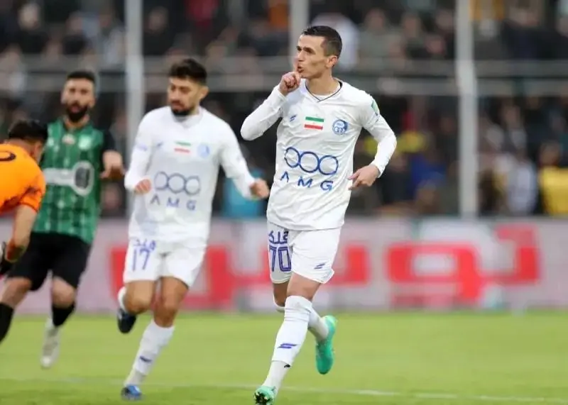 کامنت جنجالی آسانی و طعنه به حذف پرسپولیس