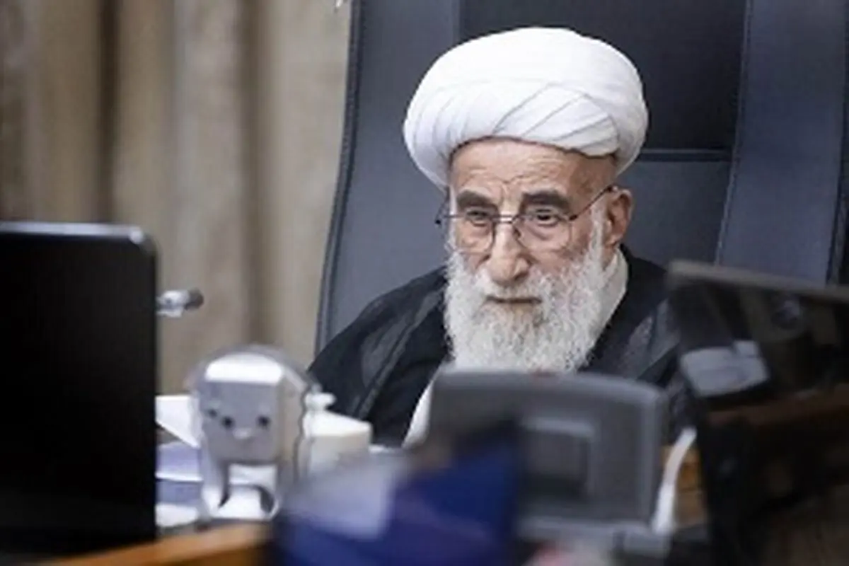 ابقای آیت الله جنتی 99 ساله در سمت دبیر شورای نگهبان