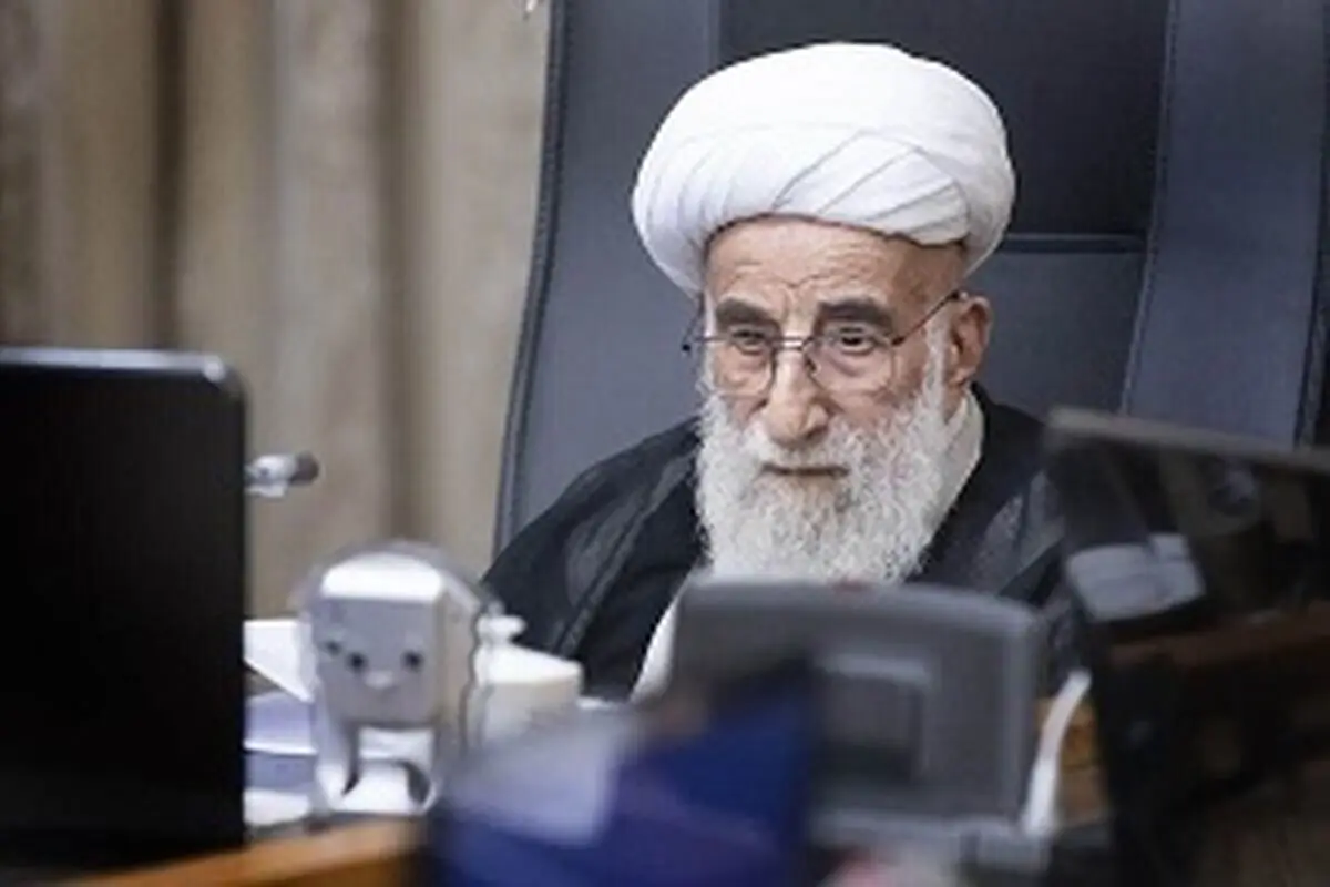 ابقای آیت الله جنتی 99 ساله در سمت دبیر شورای نگهبان