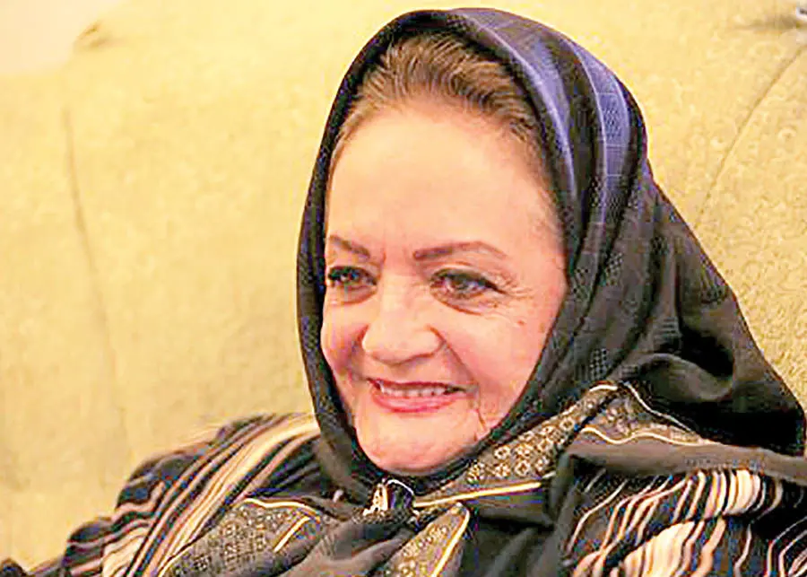 (عکس) «بیک ایمانوردی و شهلا ریاحی» در نمایی از فیلم میلیونرهای گرسنه؛ سال 46
