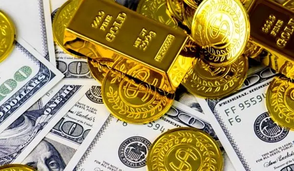 کاهش قیمت دلار و طلا زیر سایه اختلال بانکی؛ بانک ملی صادرات و تجارت تمام قد تعطیل!
