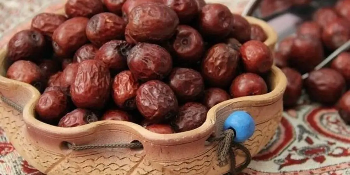 میوه ای که به تنهایی یک غذای کامل است !