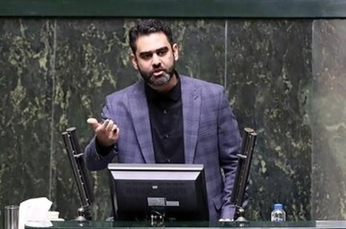 رجزخوانی امیرحسین ثابتی برای مخالفان اش: باهر درصدی که به مجلس آمده باشم وزیر را پایین کشیدم!
