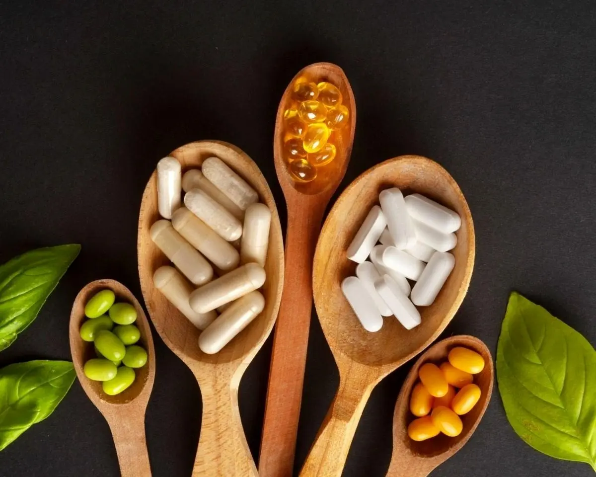 مصرف این ۵ دارو با مولتی‌ویتامین ممنوع شد
