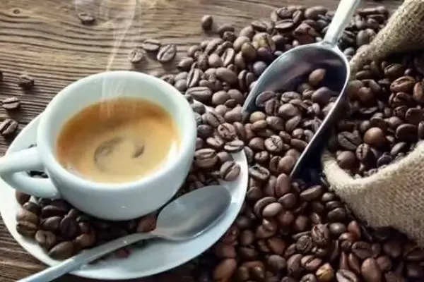 پیشگیری از حمله قلبی و سکته مغزی با نوشیدن قهوه به یک روش خاص!