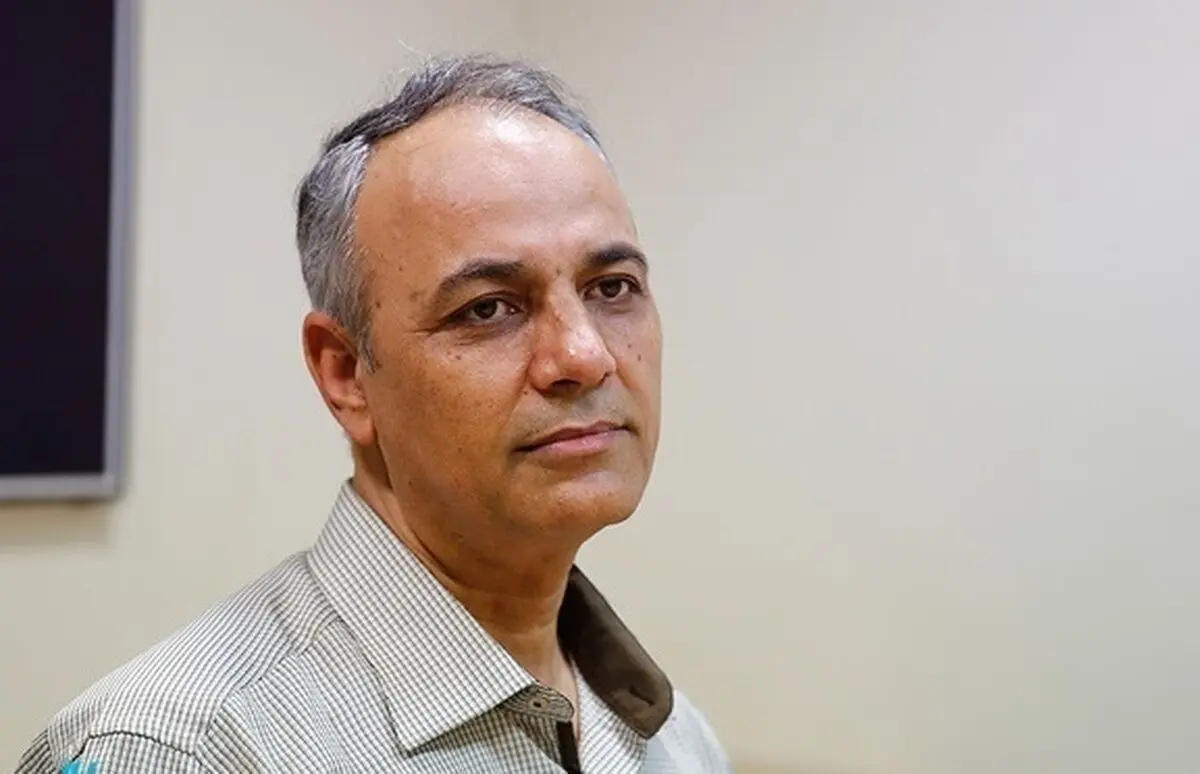 زیدآبادی: با رأی دادن به پزشکیان خدمتی به شخص او نکردیم؛ او را روی میدان مین فرستادیم، میدان مینی که نقشه‌اش دست او نیست