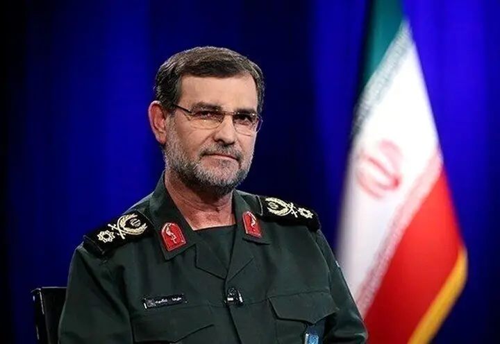 دریادار تنگسیری: چند نفتکش حامل نفت ایران کیلومترها دورتر رفع توقیف شد