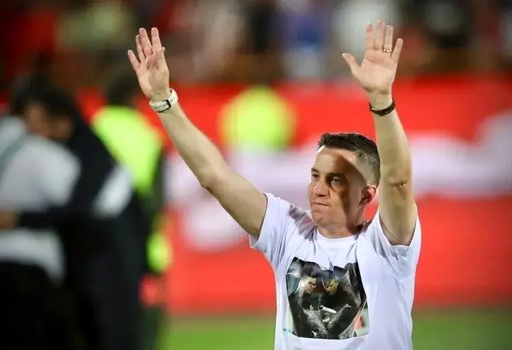 خبر داغ و جنجالی از پرسپولیس | اوسمار جانشین هاشمیان در پرسپولیس ؛ مذاکره شبانه در سئول
