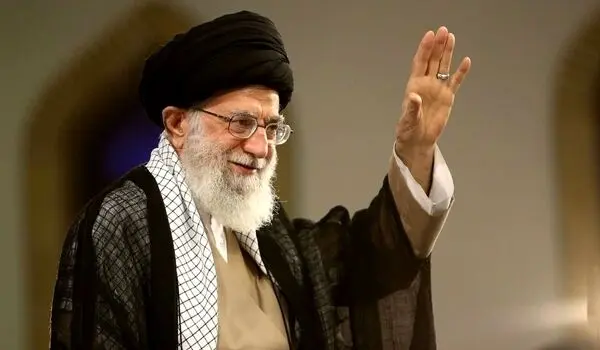 روایت تازه از شهادت آیت الله خامنه‌ای: در بیت رهبری بودیم که حمله شد