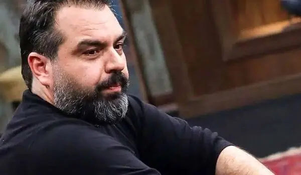  غم بزرگ شهرام قائدی: دنیا دیگه نمیزاد مادرهای مارو، مادر من هیچوقت یدونه کرم به دستش نزد، نفهمید مو رنگ کردن چیه، لباس خونه با مهمونی چه فرقی داره !